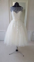 Second hand wedding dress - Ellis Bridal 11411