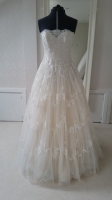 Second hand wedding dress - Ellis Bridal 11448
