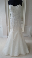 Second hand wedding dress - Victoria Kay 1436